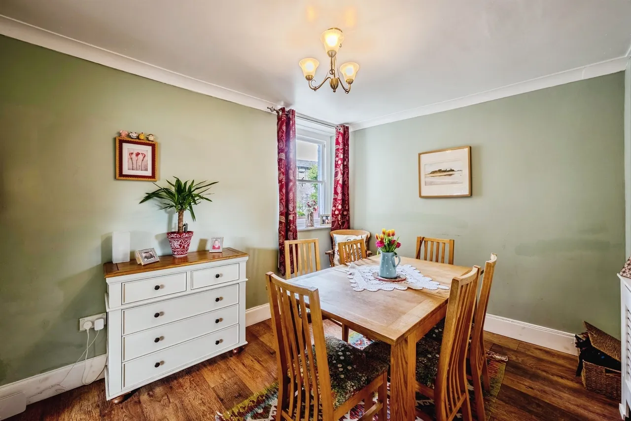 St. Ann Street, Chepstow, NP16, photo 6