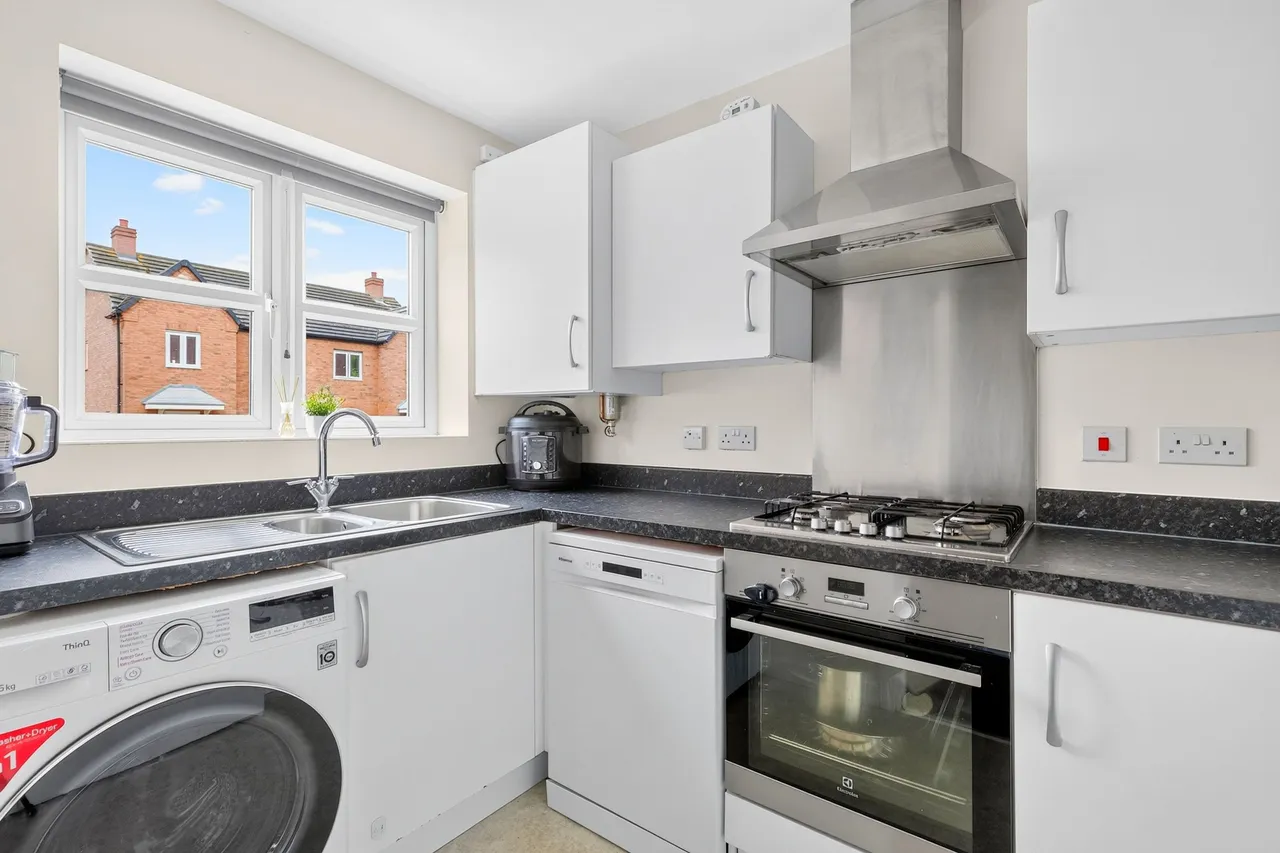 Chatham Road, Meon Vale, CV37, photo 7