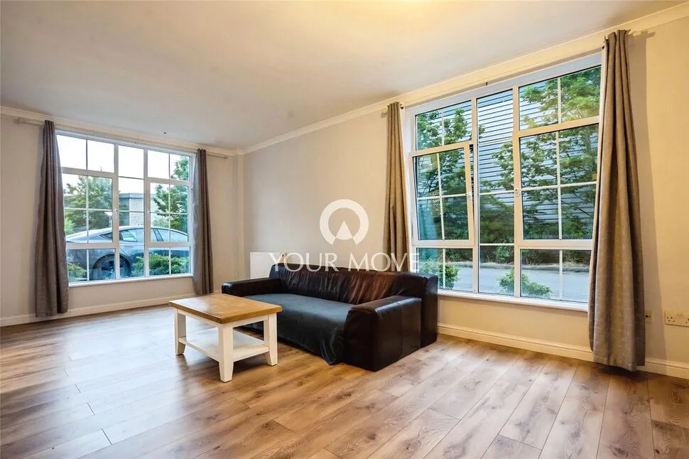 Cornwallis Road, London, SE18, photo 2
