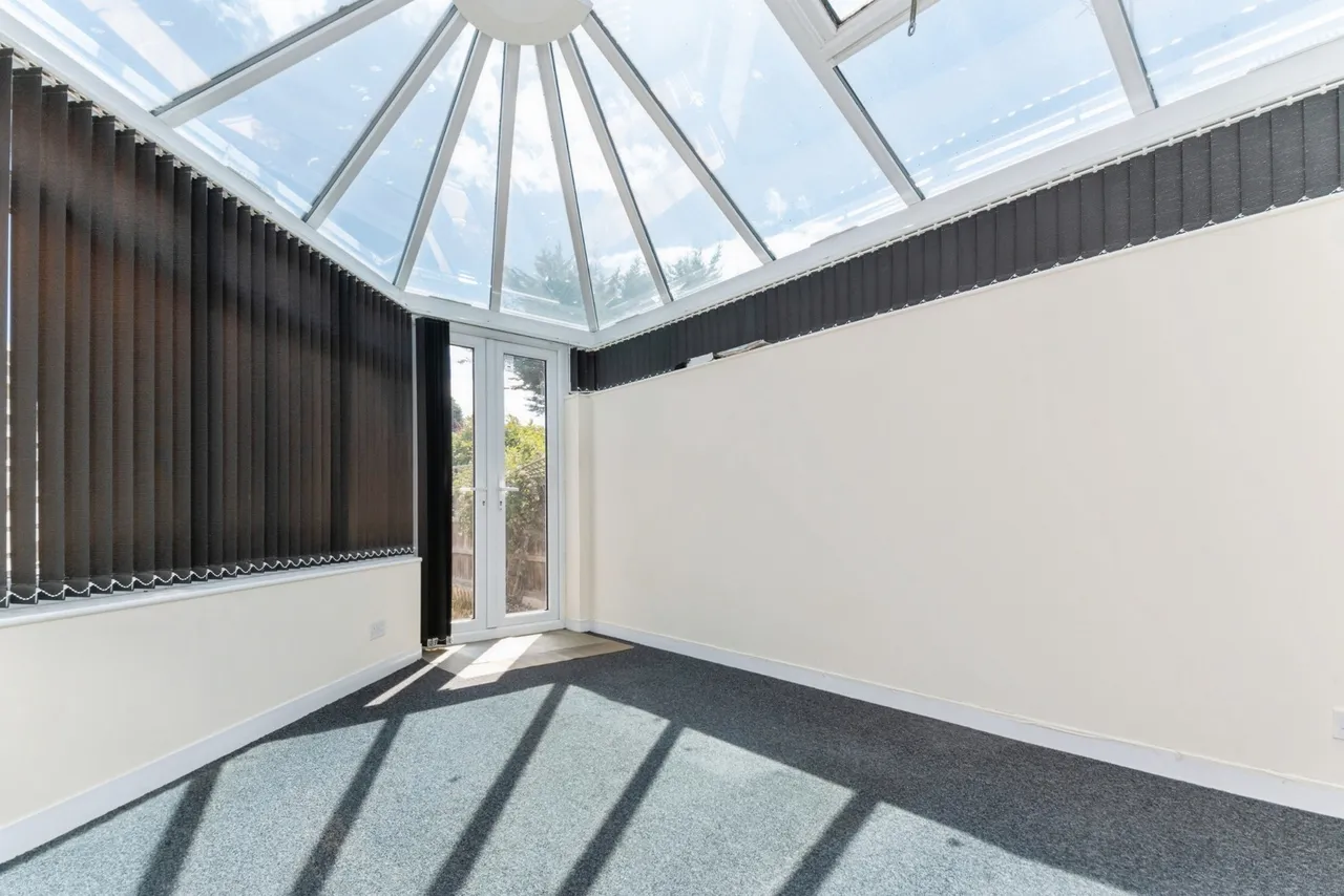 Burrs Road, Clacton-on-Sea, Essex, CO15, photo 6