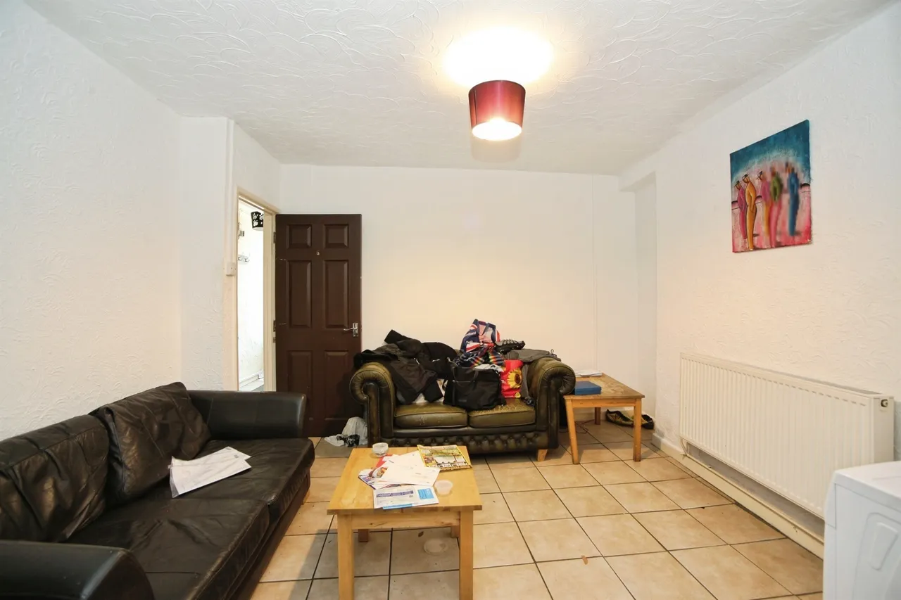 Wood Road, Pontypridd, CF37, photo 11