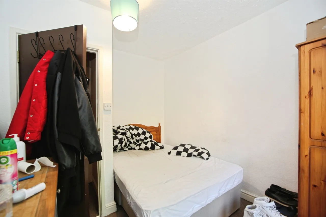 Wood Road, Pontypridd, CF37, photo 8