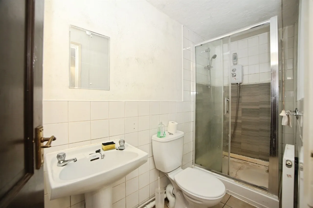 Wood Road, Pontypridd, CF37, photo 5