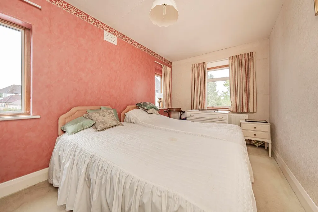 The Glen, Eastcote, HA5, photo 9