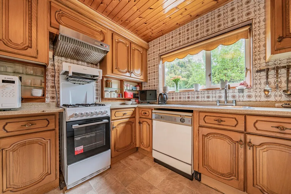 The Glen, Eastcote, HA5, photo 11