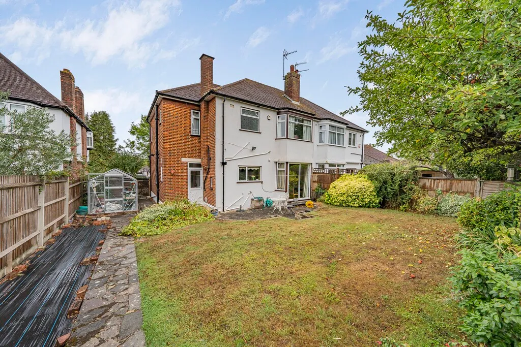 The Glen, Eastcote, HA5, photo 20