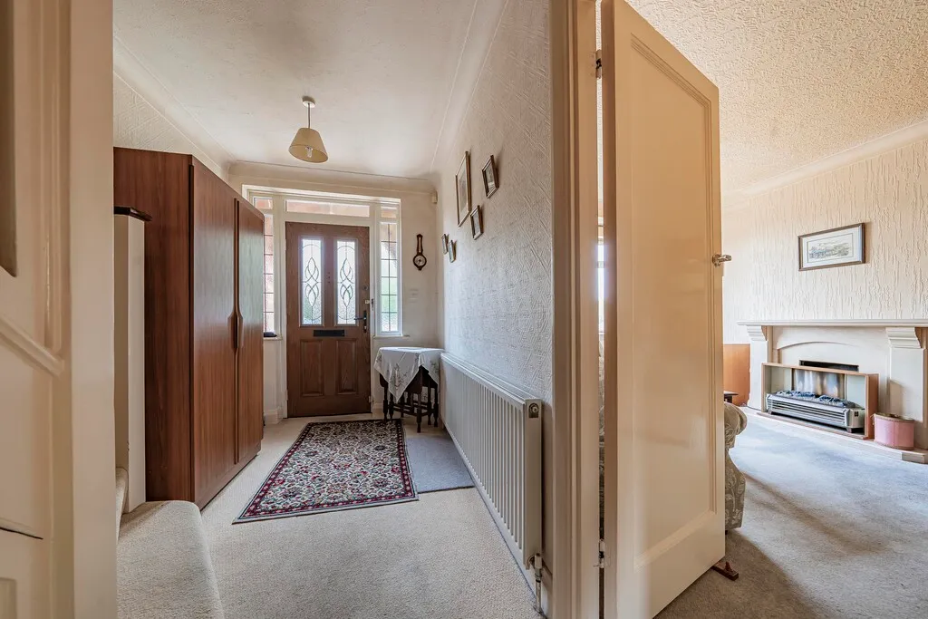 The Glen, Eastcote, HA5, photo 12