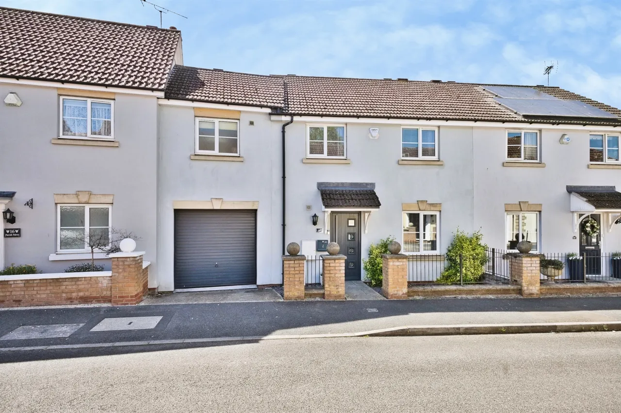 4 bed house for sale — Parish Mews, YEOVIL