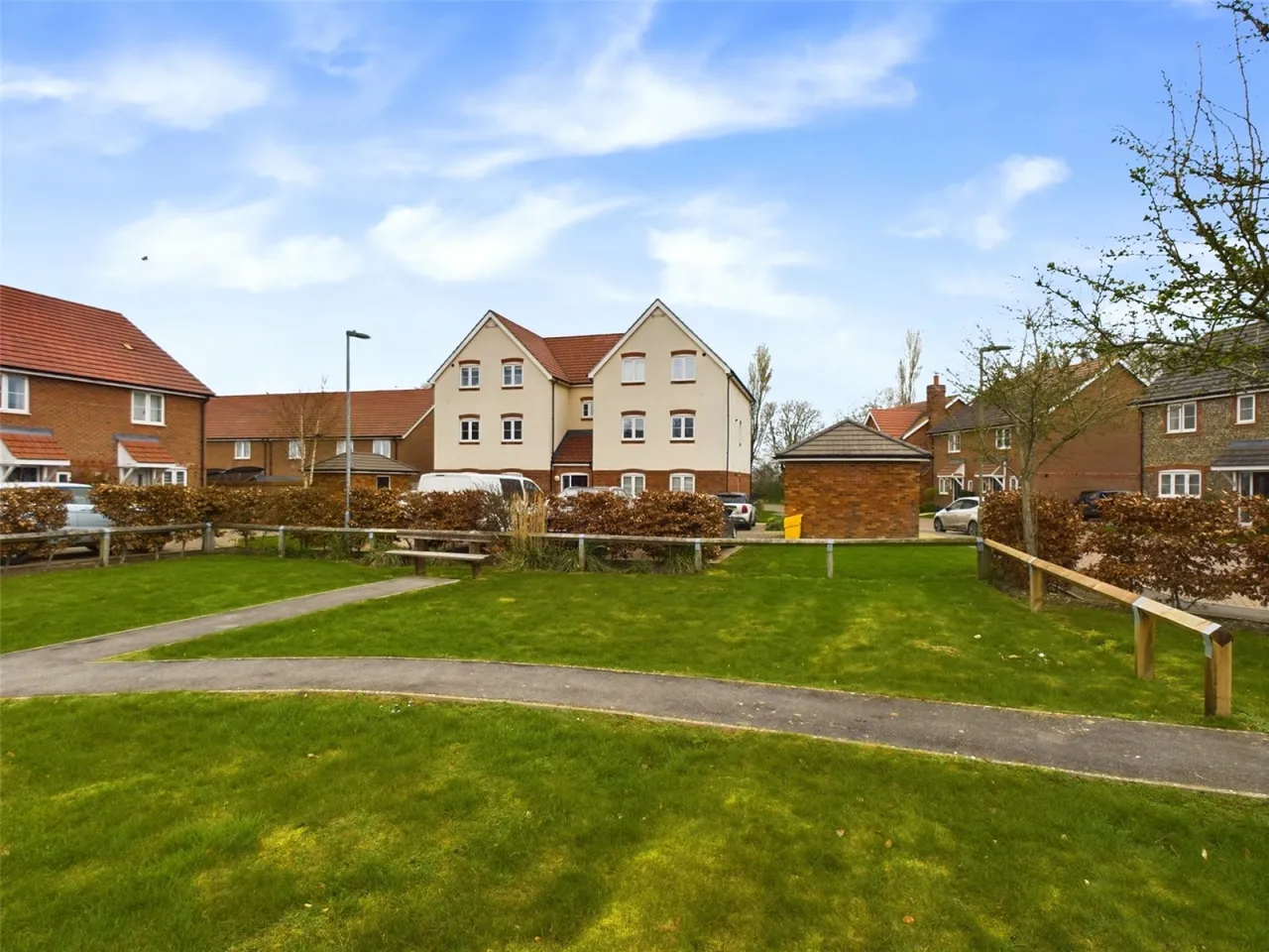 Emmington View, Chinnor, OX39, photo 2