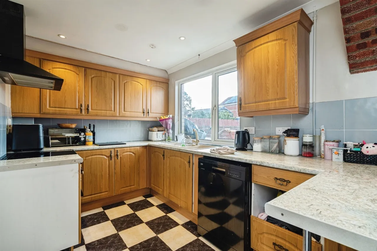 Grove End, Stradbroke, IP21, photo 2