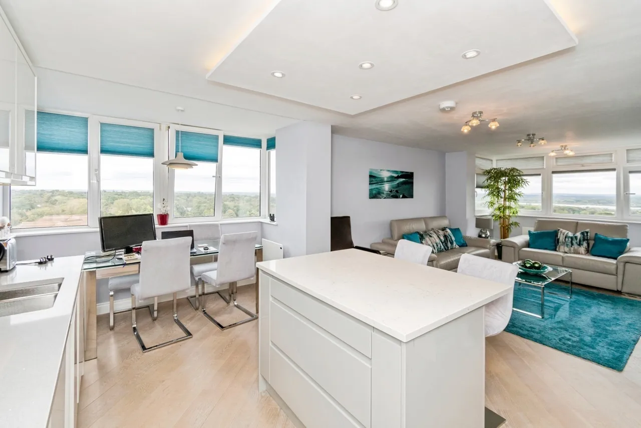 Bassett Avenue, Southampton, SO16, photo 3