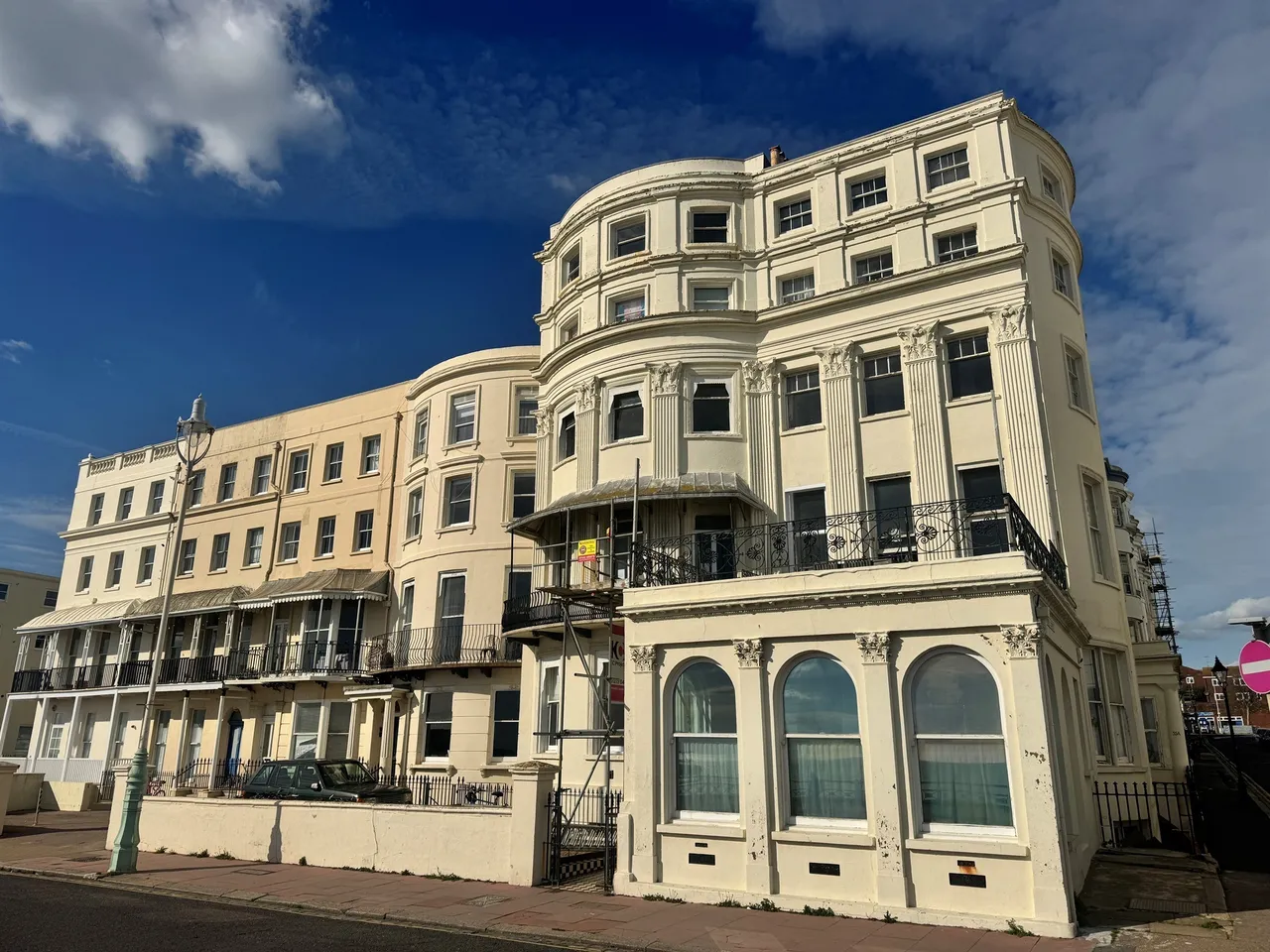 2 bed flat for sale — Marine Parade, Brighton