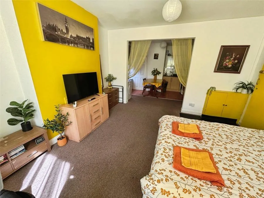 Powerscourt Road, Portsmouth, PO2, photo 6