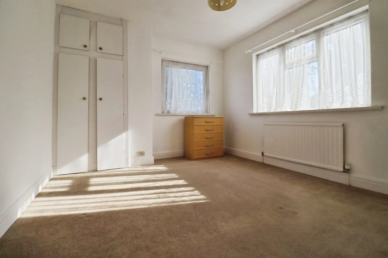 St. Augustines Crescent, Penarth, CF64, photo 13