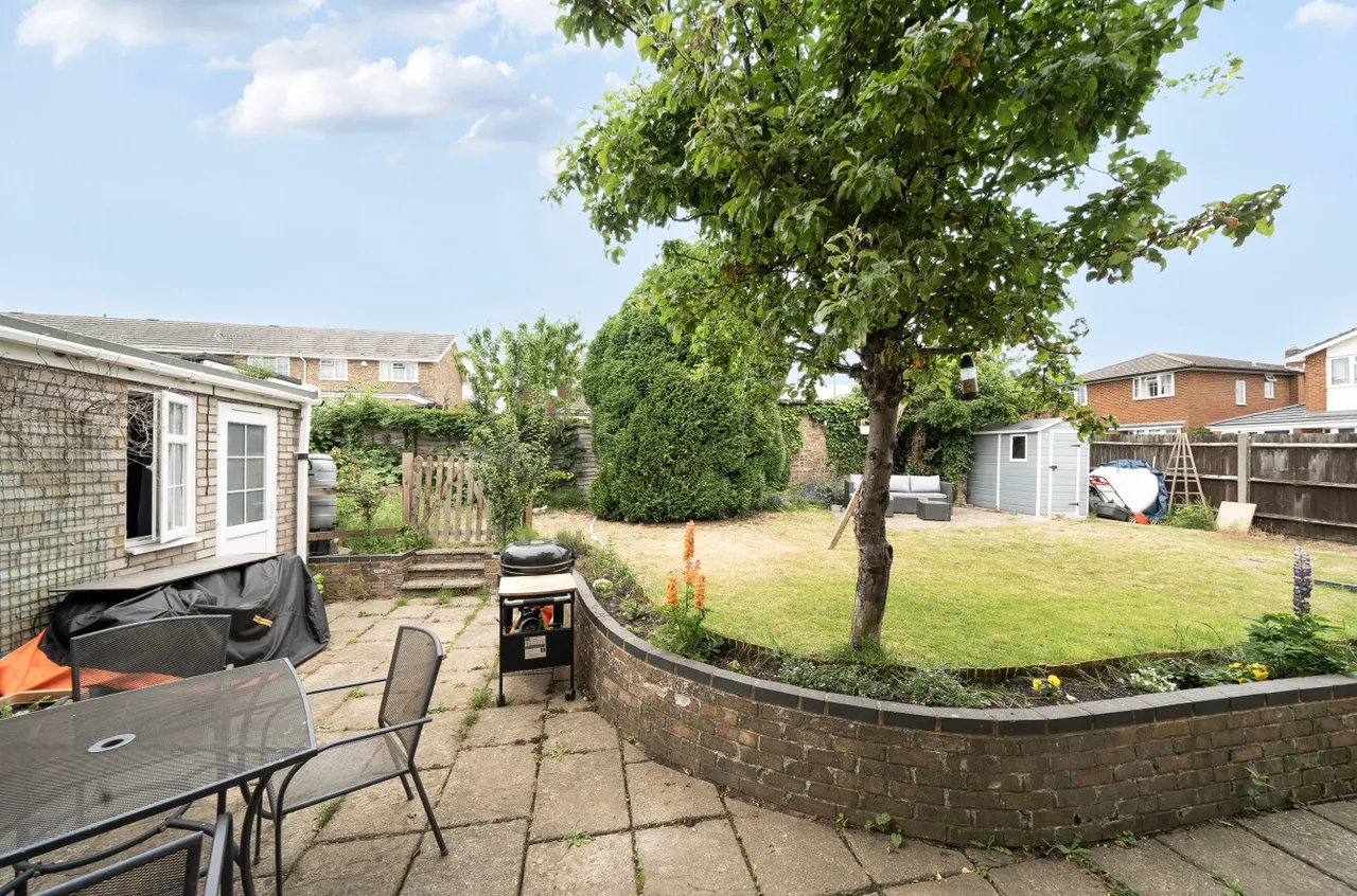 Wey Close, Ash, Surrey, GU12 6LY, photo 6