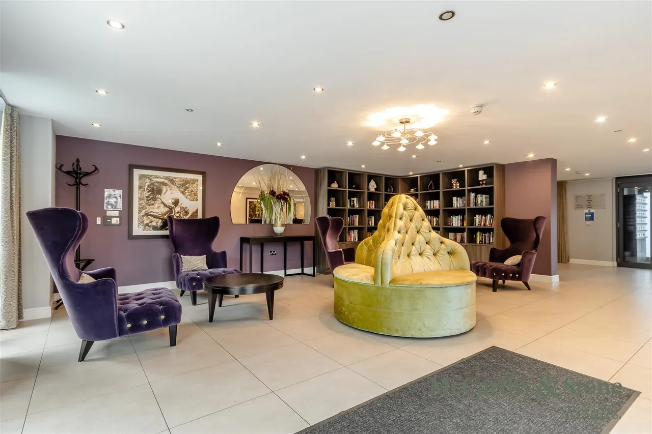 Warwick Road, Solihull, B91, photo 14