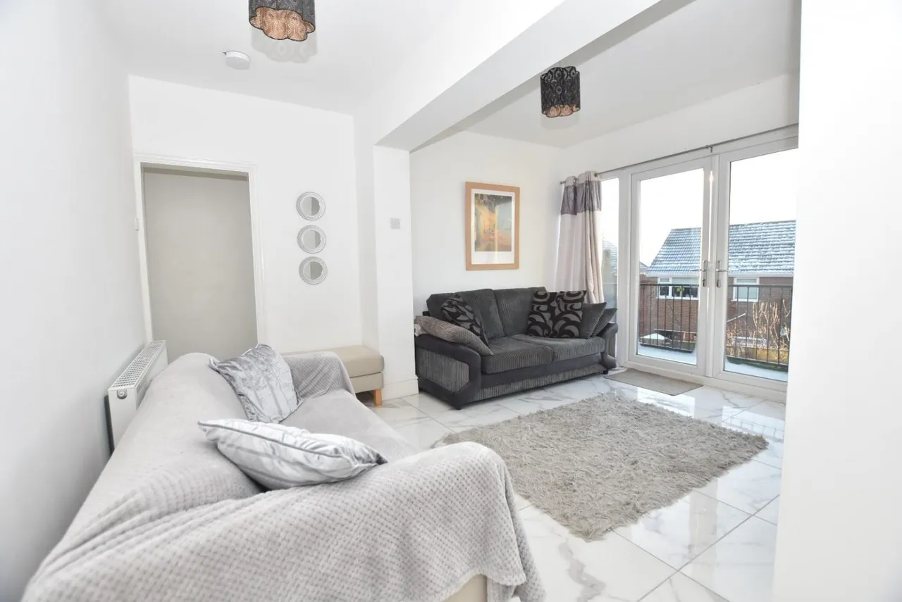 Newbridge Lane, Old Whittington, S41, photo 3