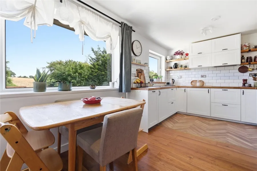with 2 bedrooms in Saffron Walden, CB10, photo 5