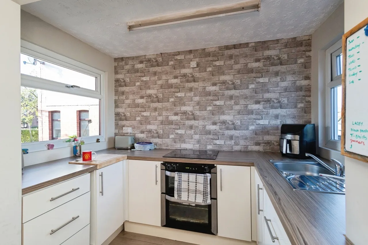 Dewsnap Lane, Dukinfield, SK16, photo 8