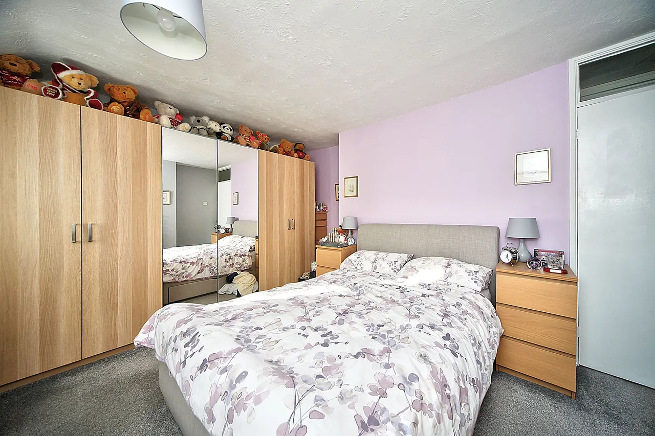Lyneham Road, Luton, photo 8