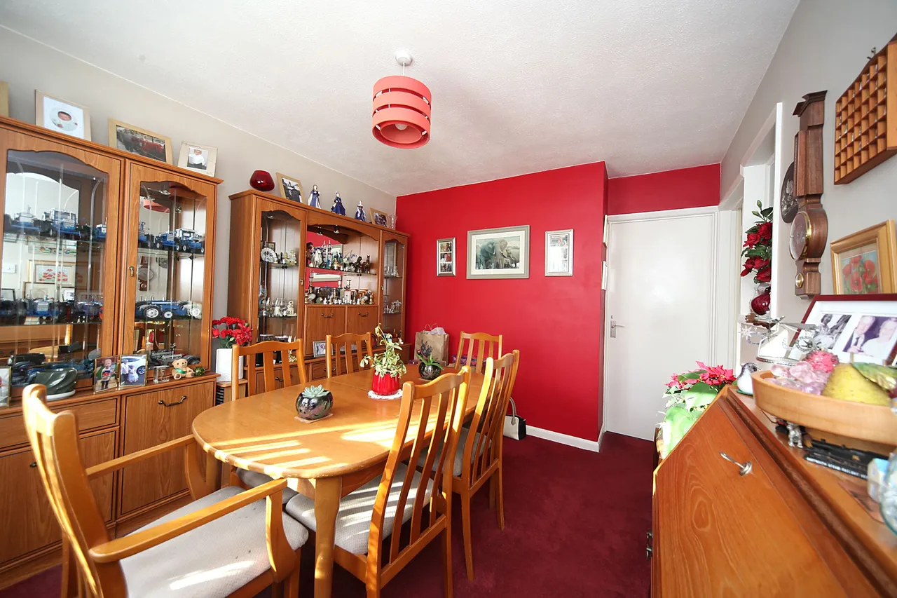 Lyneham Road, Luton, photo 6