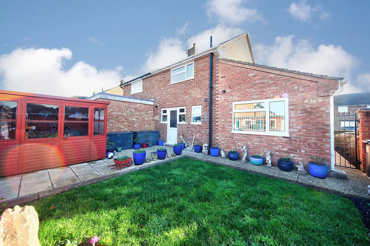 Lyneham Road, Luton, photo 18