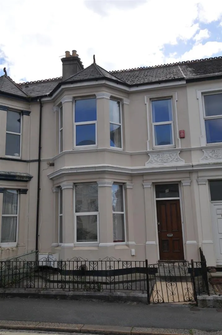 6 bed house to rent, Beaumont Road, Plymouth