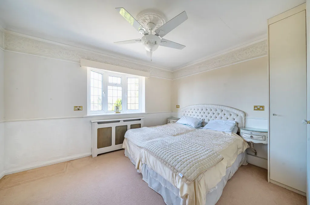 Woodside Road, Purley CR8 4LN, photo 10