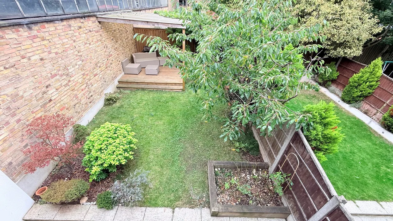Woodford Green IG8, photo 14