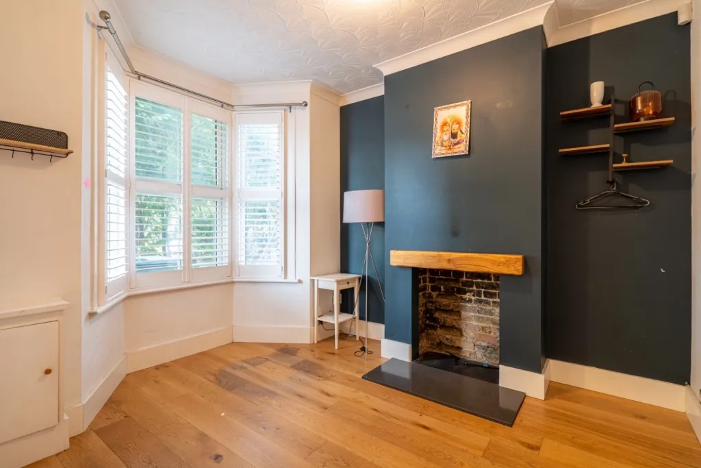 2 bed house to rent, Park Avenue, Gravesend, DA11