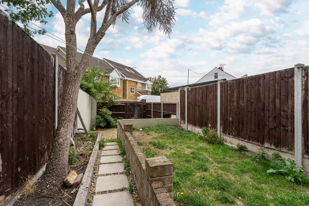 Park Avenue, Gravesend, DA11, photo 16