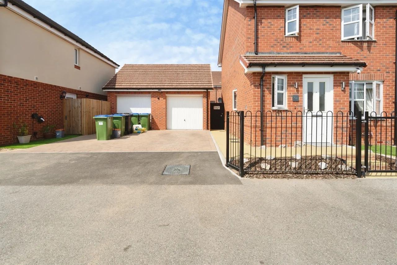 Hinchliff Drive, Wick, BN17, photo 13
