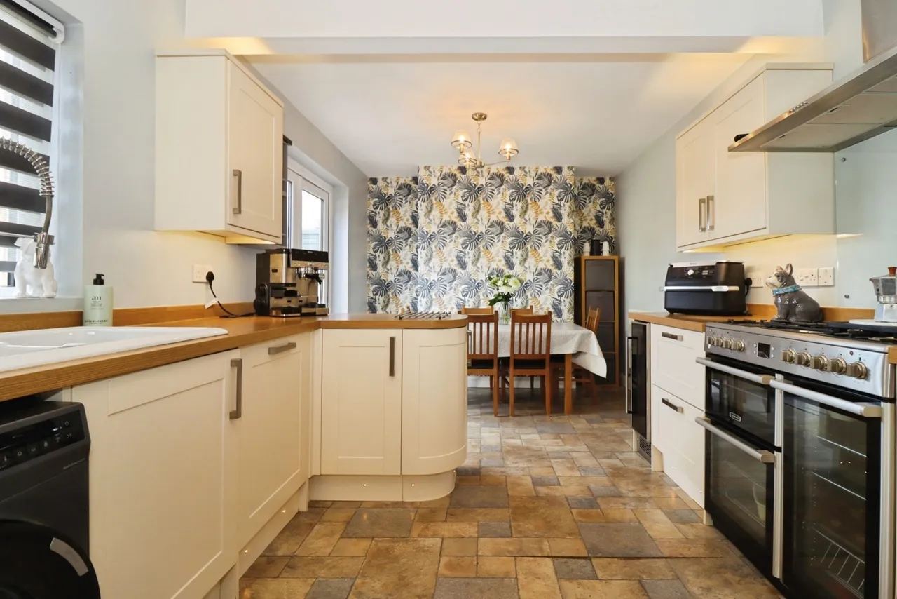 The Mead, BRISTOL, Avon, BS34, photo 4