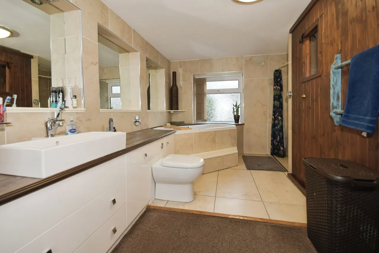 Fairfield Road, Buxton, Derbyshire, SK17, photo 14