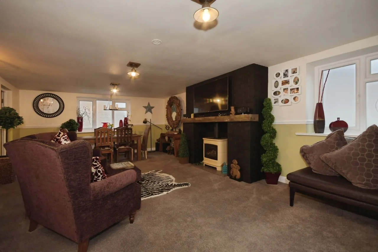 Fairfield Road, Buxton, Derbyshire, SK17, photo 10