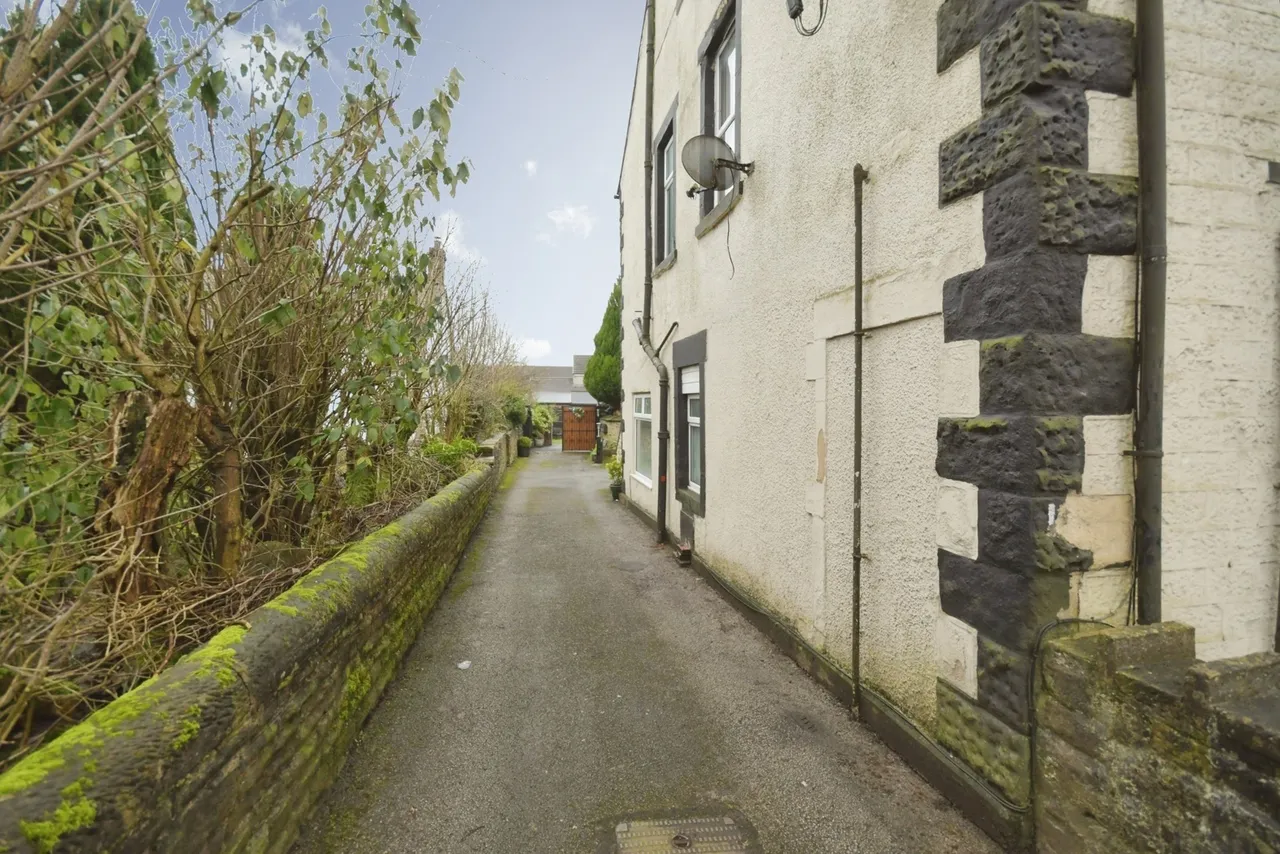 Fairfield Road, Buxton, Derbyshire, SK17, photo 27
