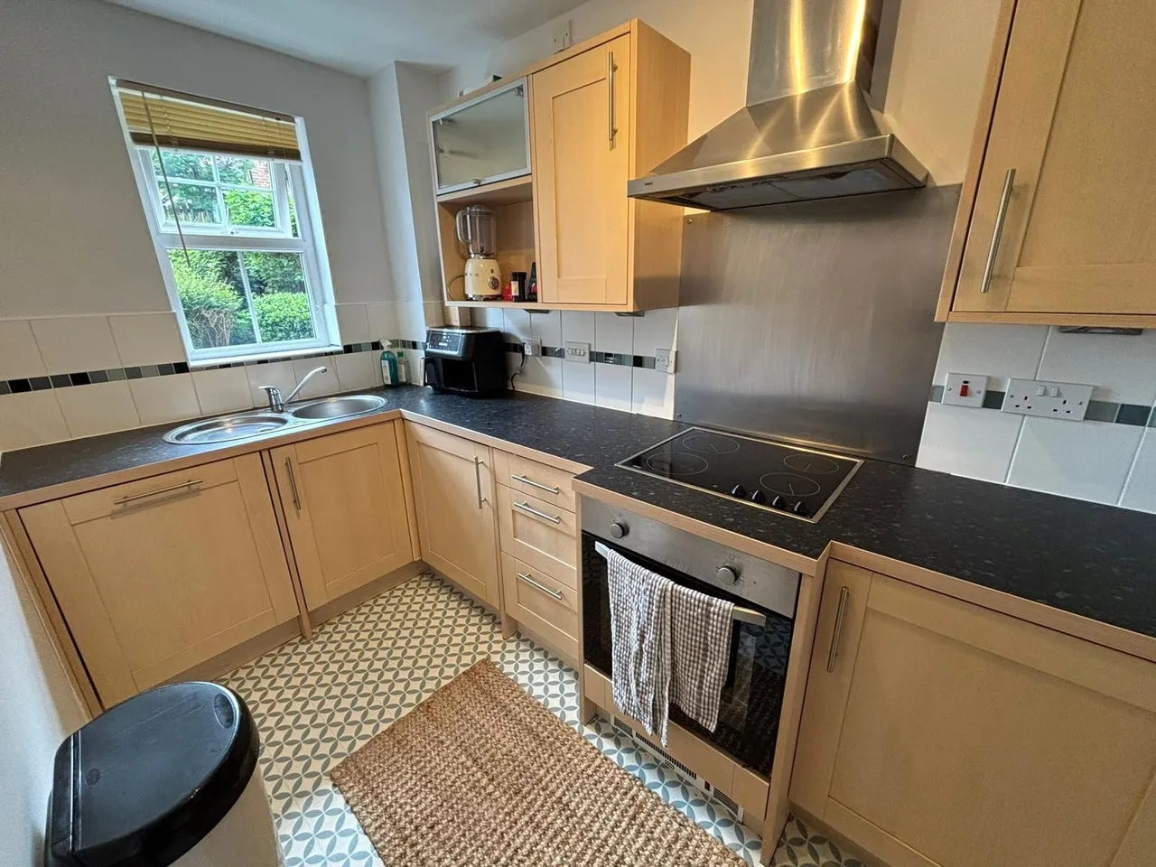 Oxclose Park Gardens, Halfway, Sheffield, S20, photo 2