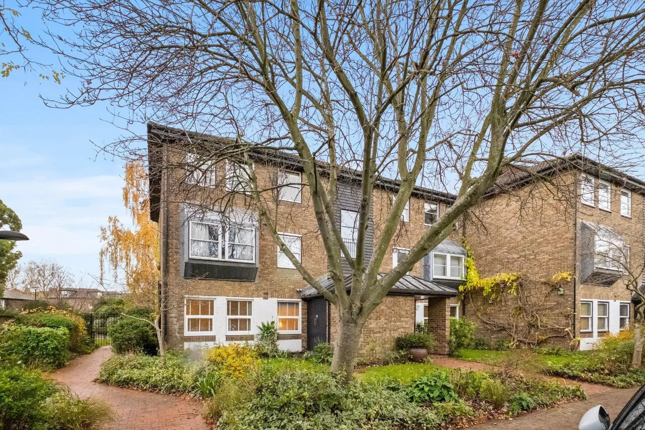 Paveley Drive, London, SW11, photo 7
