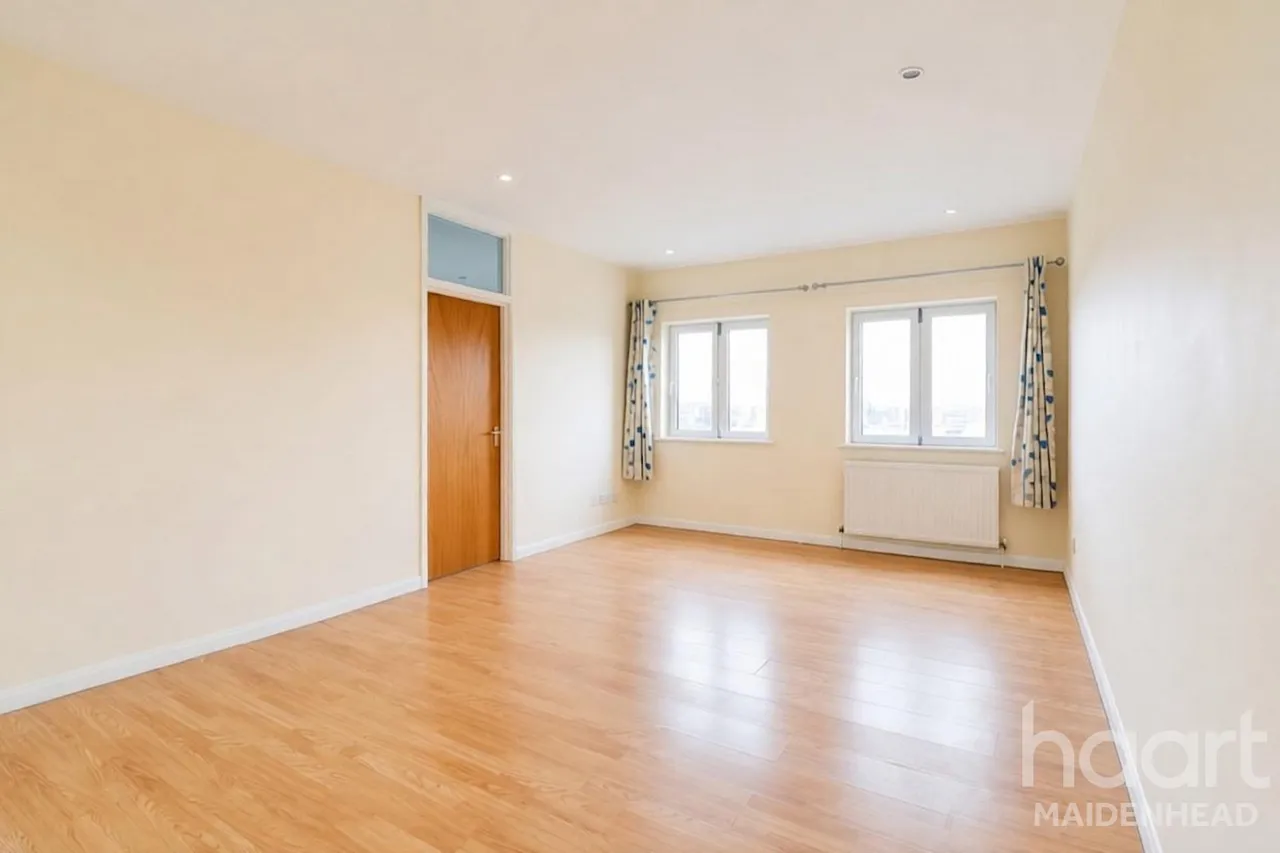 Shifford Crescent, SL6, photo 3
