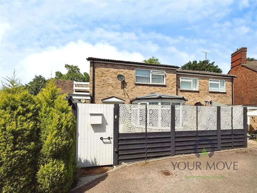 1 bed flat for sale, Bedford Road, Aspley Guise, MK17