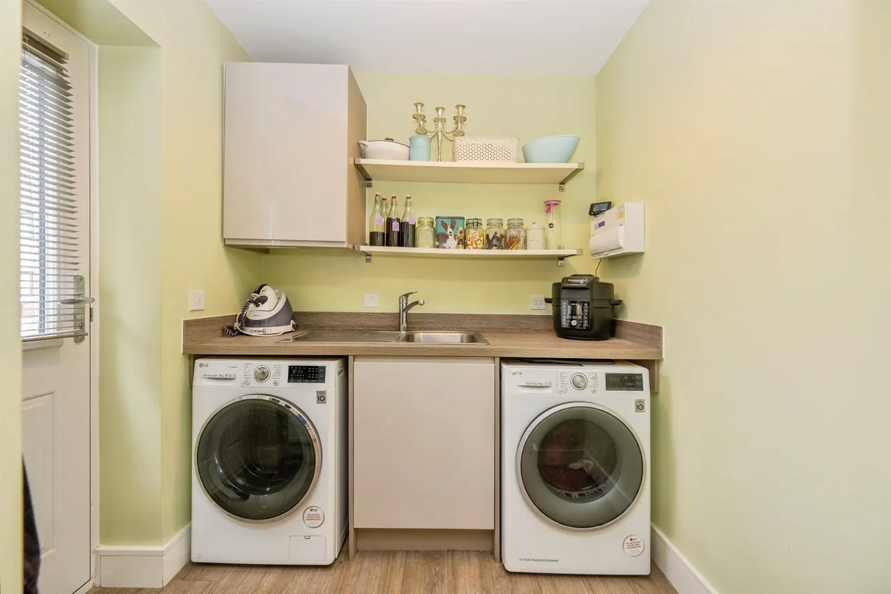 Sampson Avenue, Bramshall, Uttoxeter, photo 8