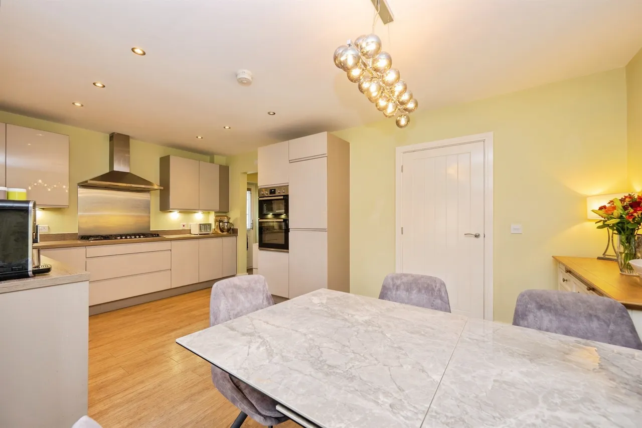 Sampson Avenue, Bramshall, Uttoxeter, photo 5