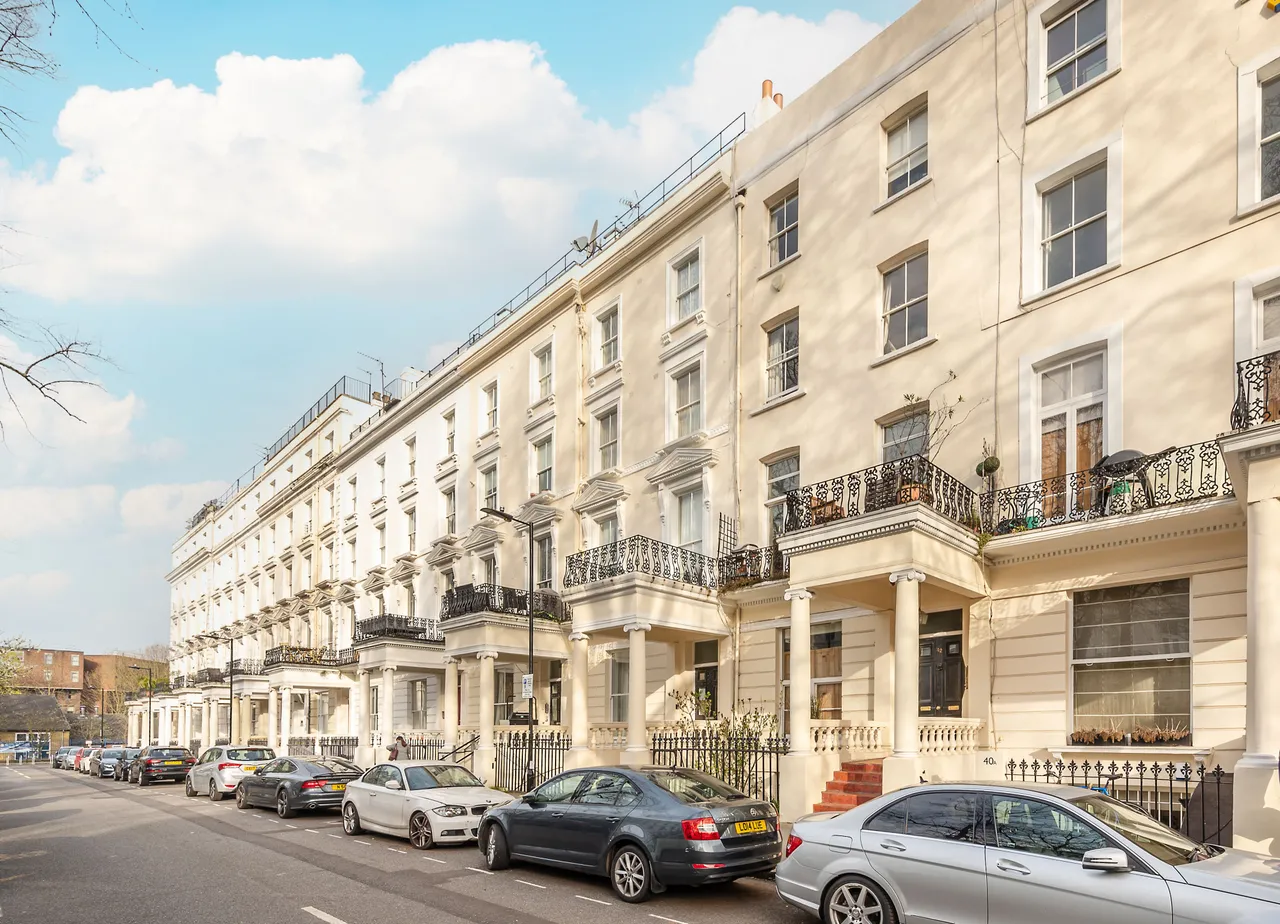 1 bed flat to rent — First Floor, 42 St Stephens Gardens, London