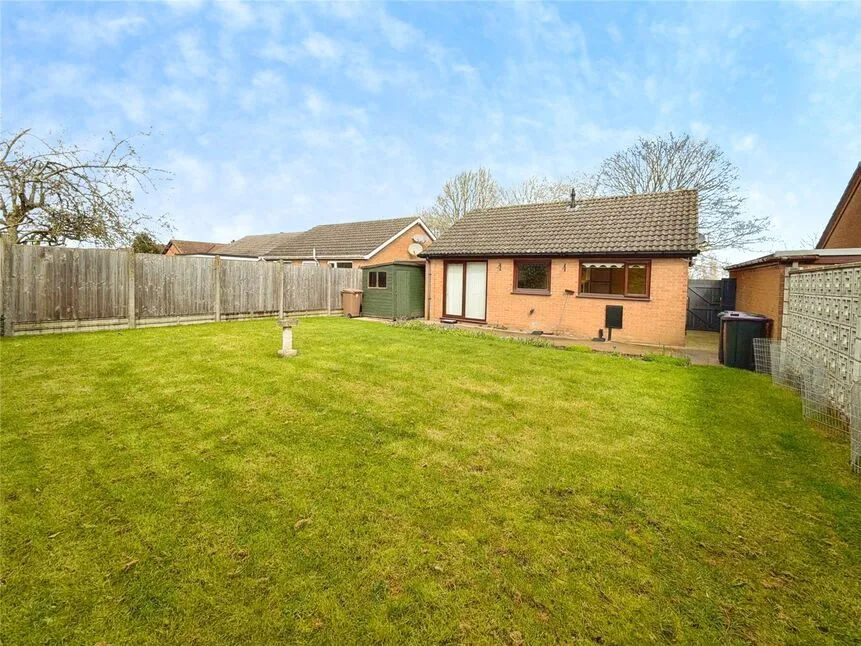Linden Avenue, Branston, Lincolnshire, LN4, photo 9