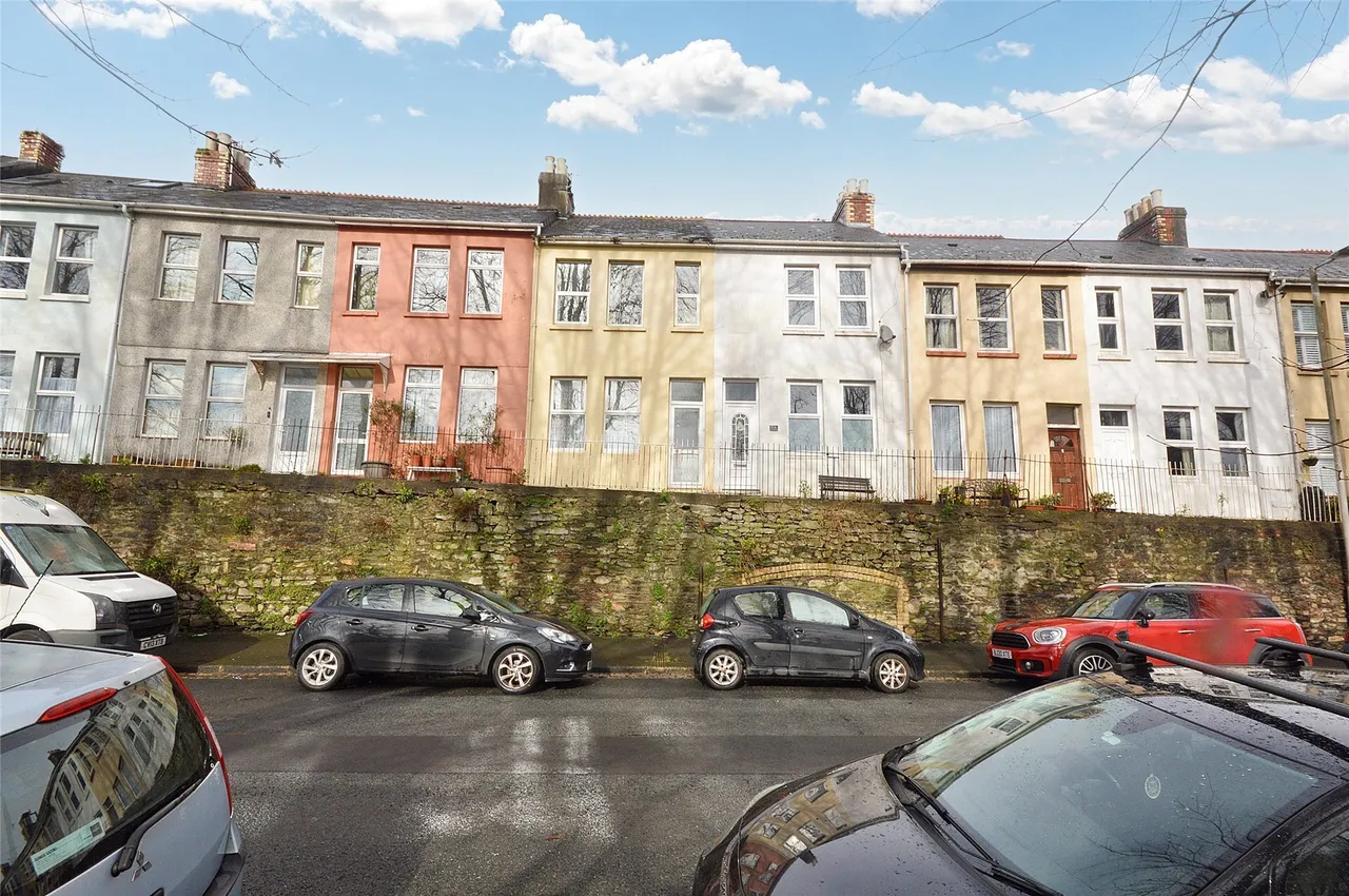 2 bed property for sale — Lanhydrock Road, Plymouth, Devon, PL4