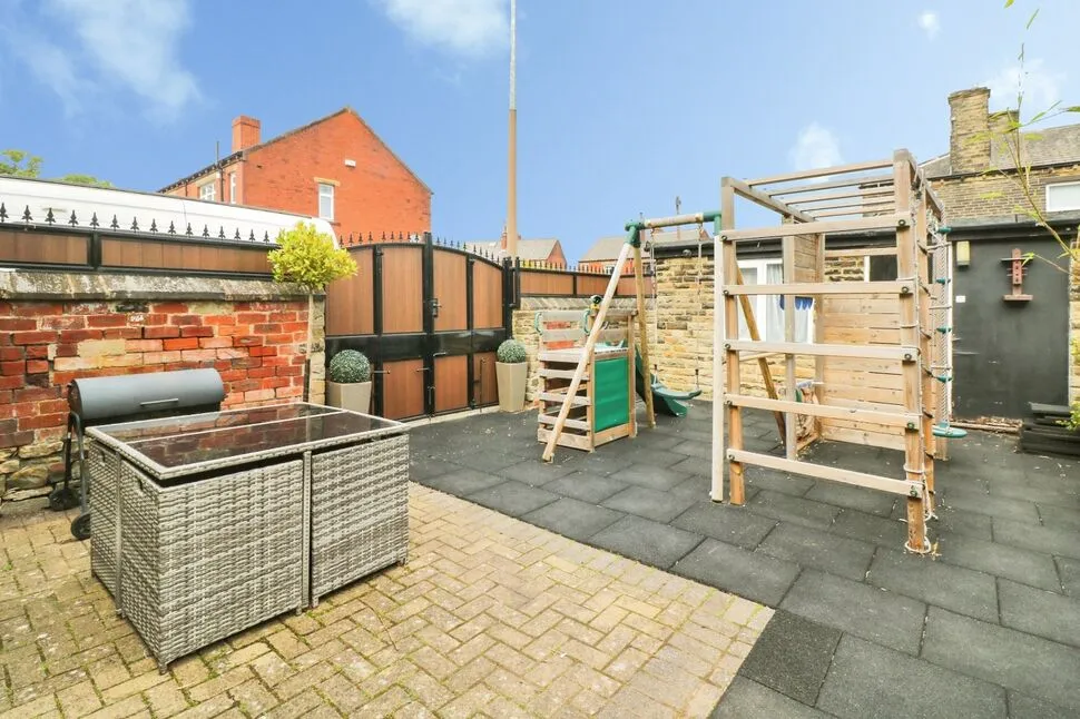 Whitcliffe Road, Cleckheaton, West Yorkshire, BD19, photo 5