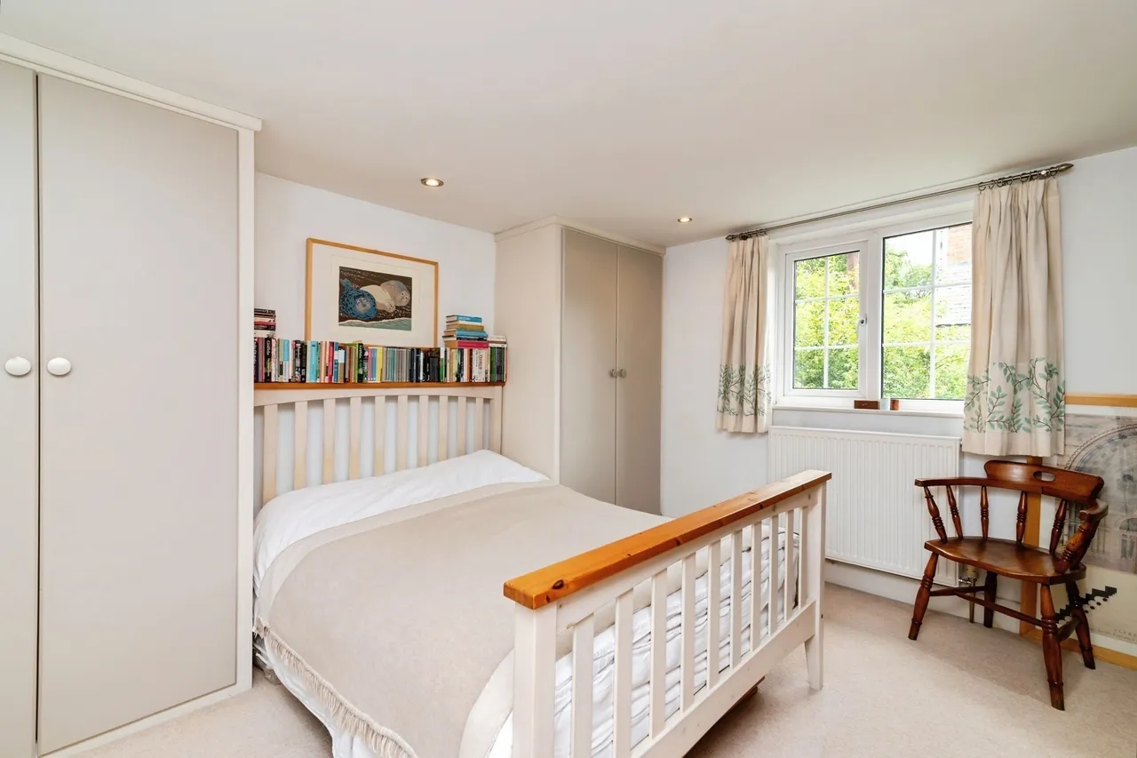 Kneeton Road, East Bridgford, NG13, photo 12