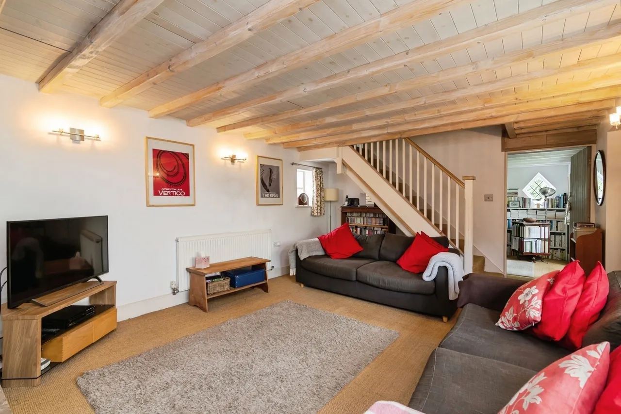 Kneeton Road, East Bridgford, NG13, photo 8