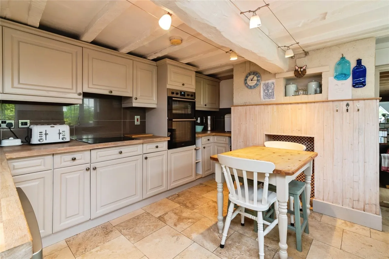 Kneeton Road, East Bridgford, NG13, photo 3