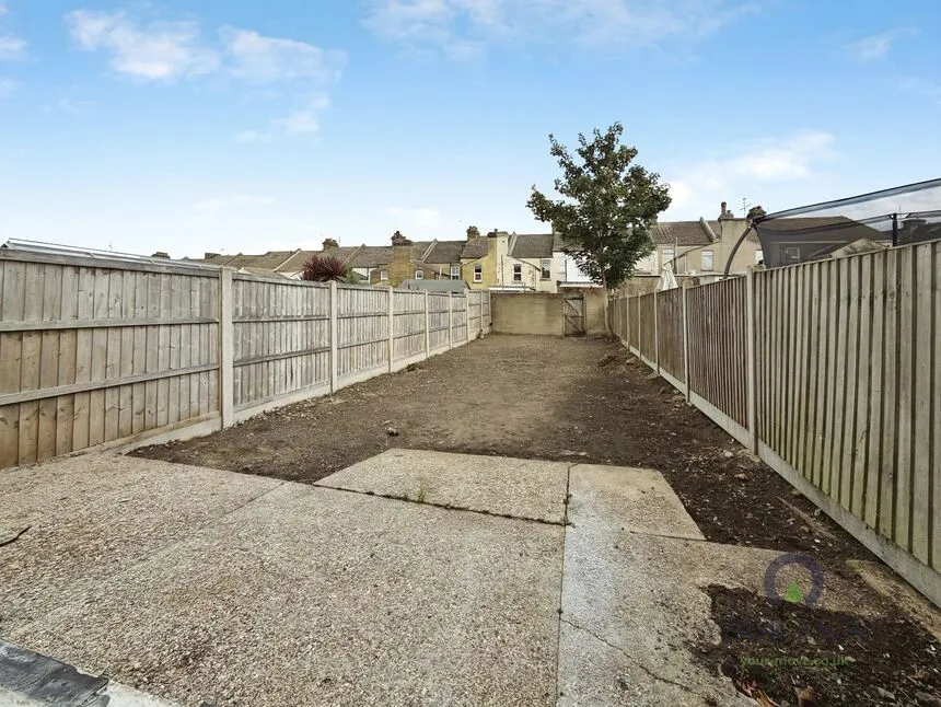 Albany Road, Gillingham, Kent, ME7, photo 9